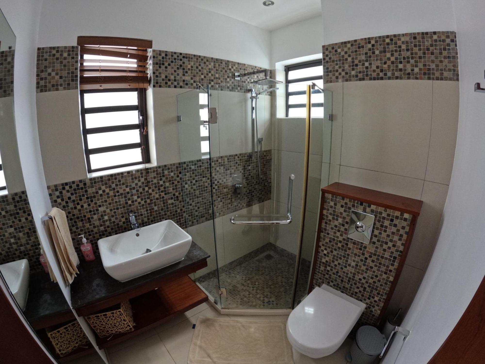 Olana Blue - Beachfront Apartment Rivière Noire エクステリア 写真